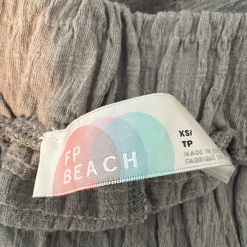 Free‎ People Beach Twyla Shorts Sz XS Gray Ruffle Hem Textured Cotton Blend - Picture 4 of 10